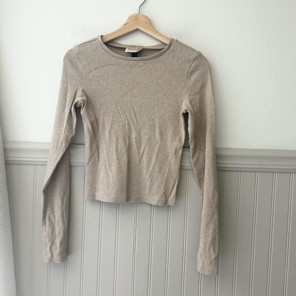 Universal Thread Small Ribbed Beige Long Sleeve Top - Picture 1 of 5